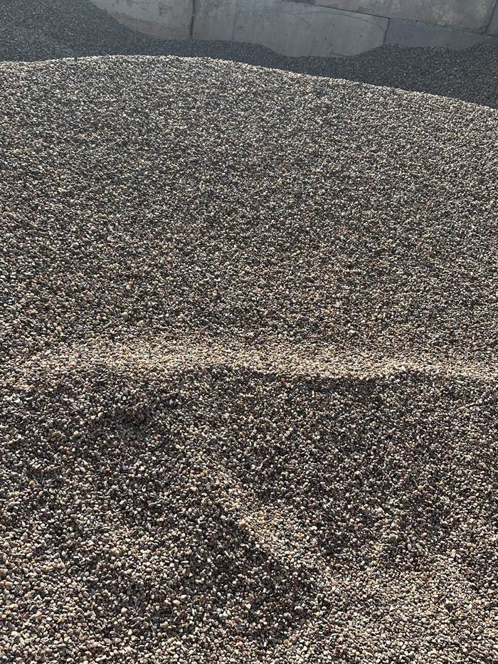 Pea gravel, mixed landscape rock